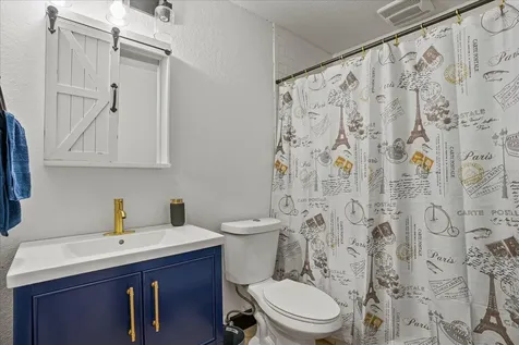 1185 S Shade Avenue Sarasota FL 34237