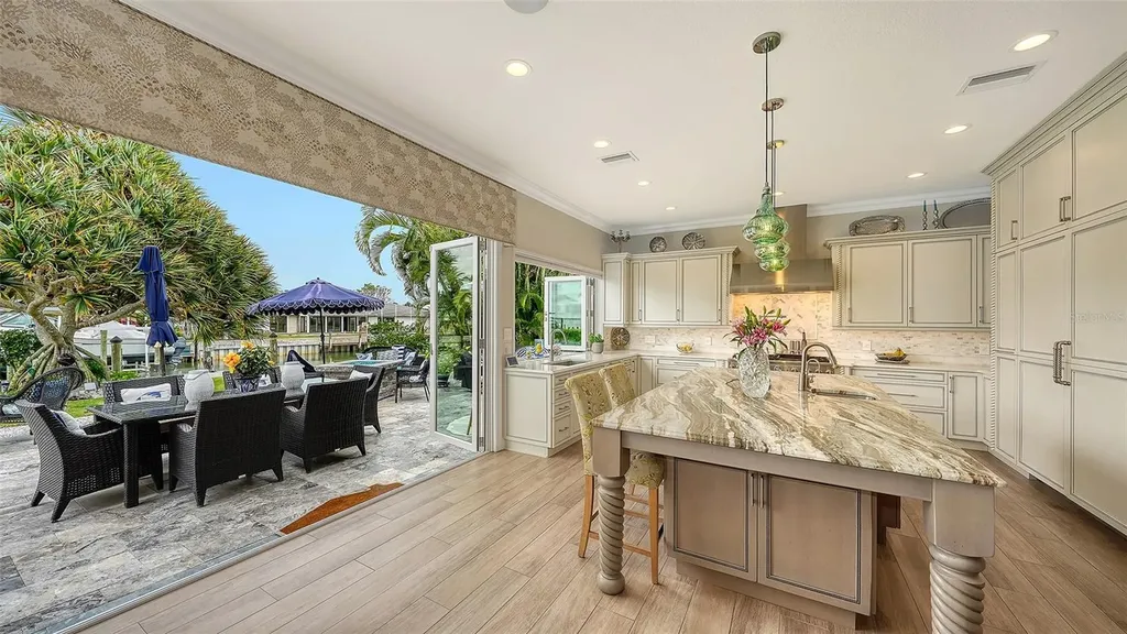 536 Ketch Lane Longboat Key FL 34228