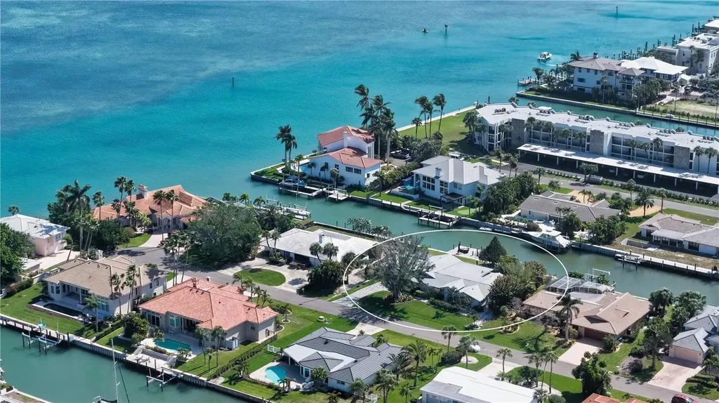 536 Ketch Lane Longboat Key FL 34228