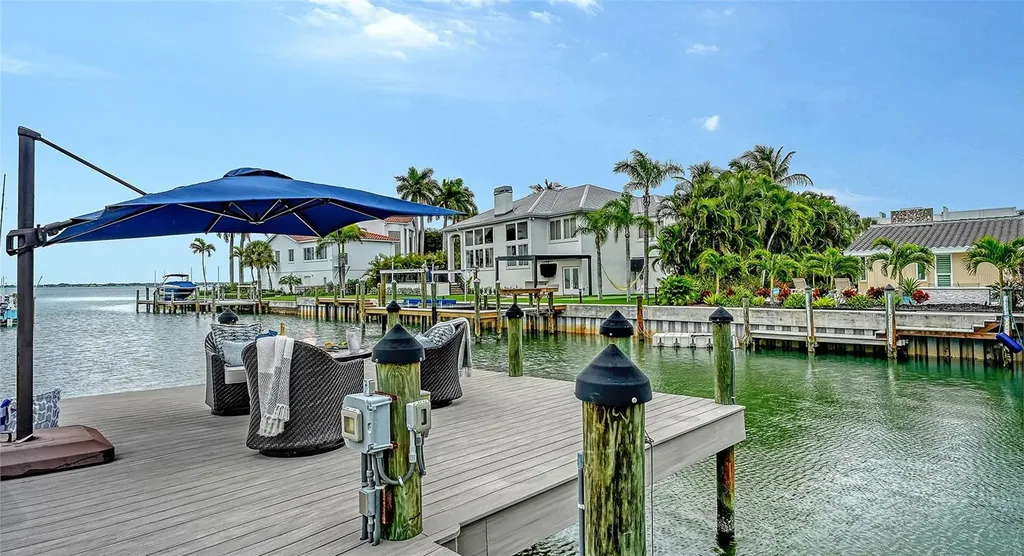 536 Ketch Lane Longboat Key FL 34228