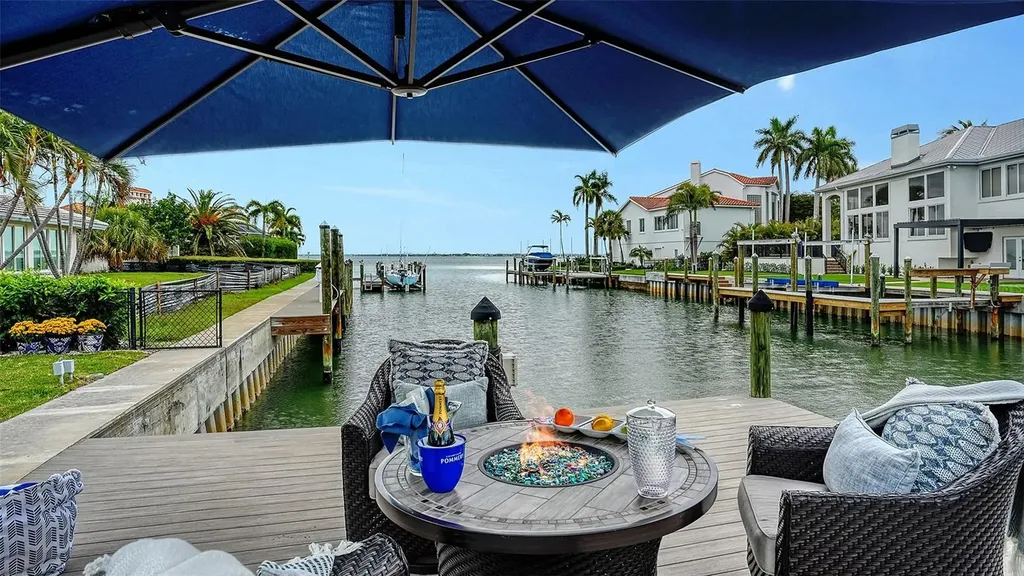 536 Ketch Lane Longboat Key FL 34228