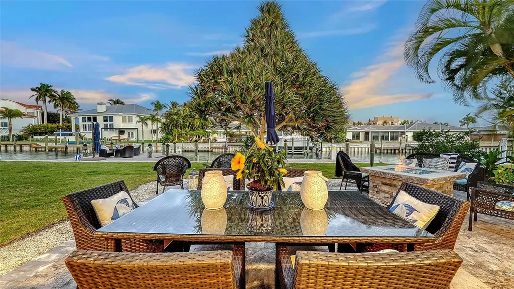 536 Ketch Lane Longboat Key FL 34228