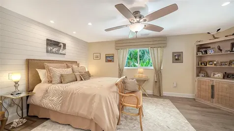 536 Ketch Lane Longboat Key FL 34228