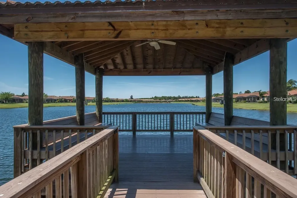 5537 Sunset Falls Drive Apollo Beach FL 33572