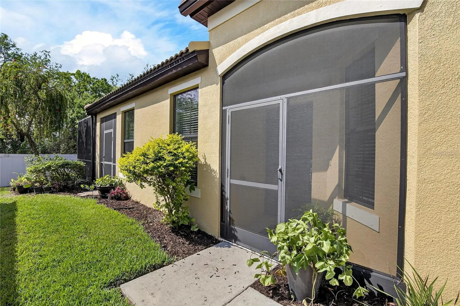 5537 Sunset Falls Drive Apollo Beach FL 33572