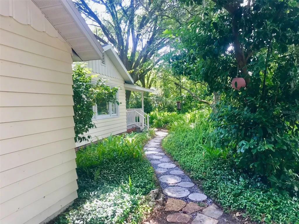 1723 NW 7th Avenue Gainesville FL 32603