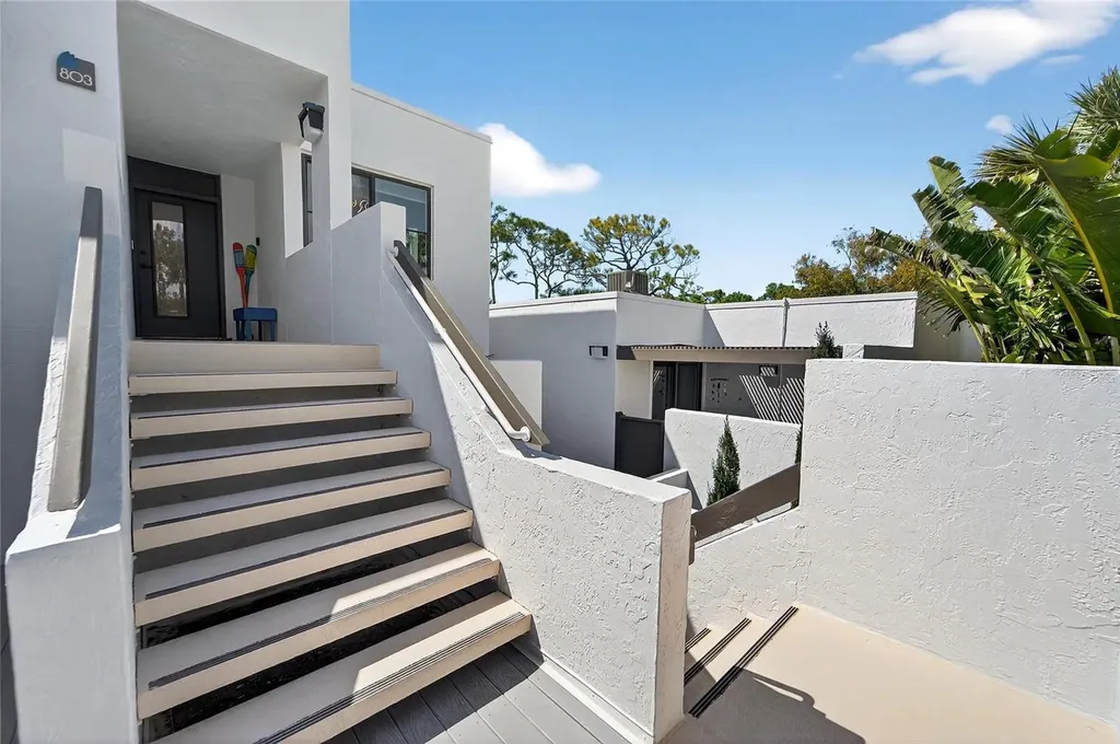 803 Bayport Way Longboat Key FL 34228
