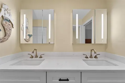 803 Bayport Way Longboat Key FL 34228