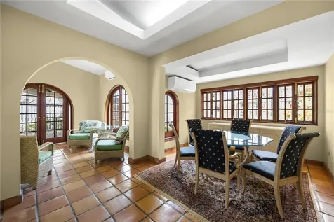 B Meadow Lane Guaynabo PR 00969