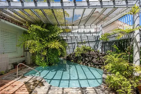 B Meadow Lane Guaynabo PR 00969