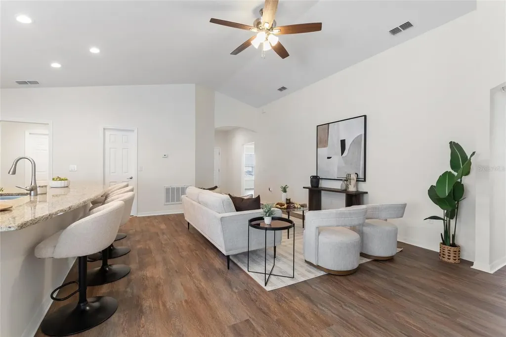 2009 Danes Court Lakeland FL 33810