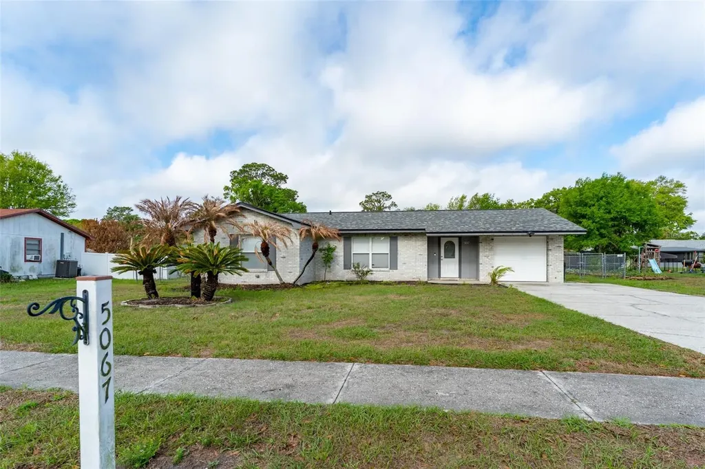 5067 Black Birch Trail Mulberry FL 33860