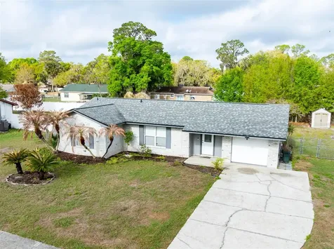 5067 Black Birch Trail Mulberry FL 33860