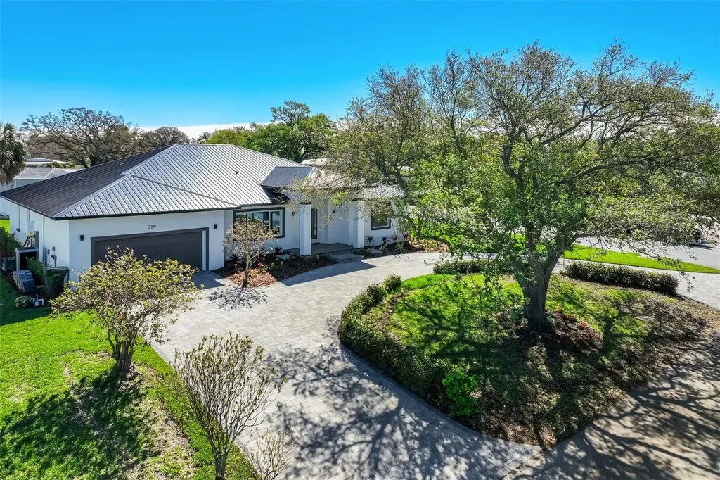 319 Cedar Lane Largo FL 33770