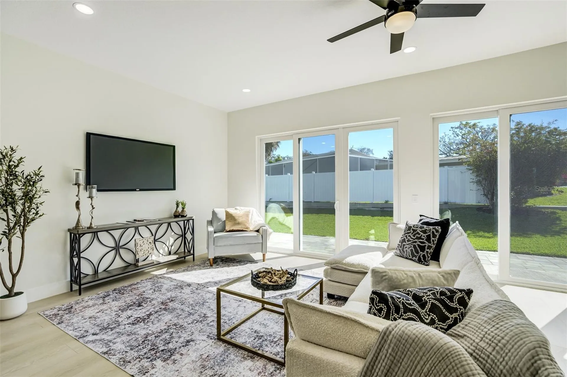 319 Cedar Lane Largo FL 33770