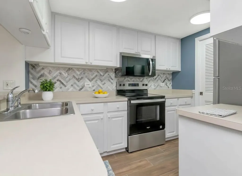 36750 Us Highway 19 N Palm Harbor FL 34683