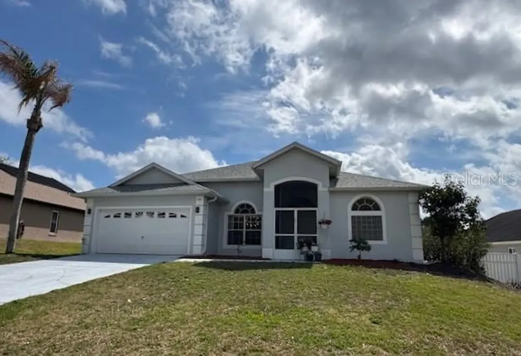 148 Steamboat Boulevard Davenport FL 33897