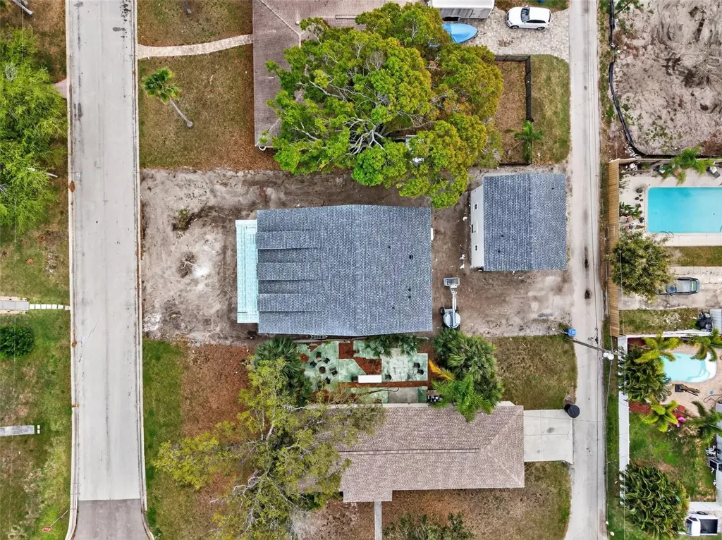 808 39th Avenue NE St Petersburg FL 33703