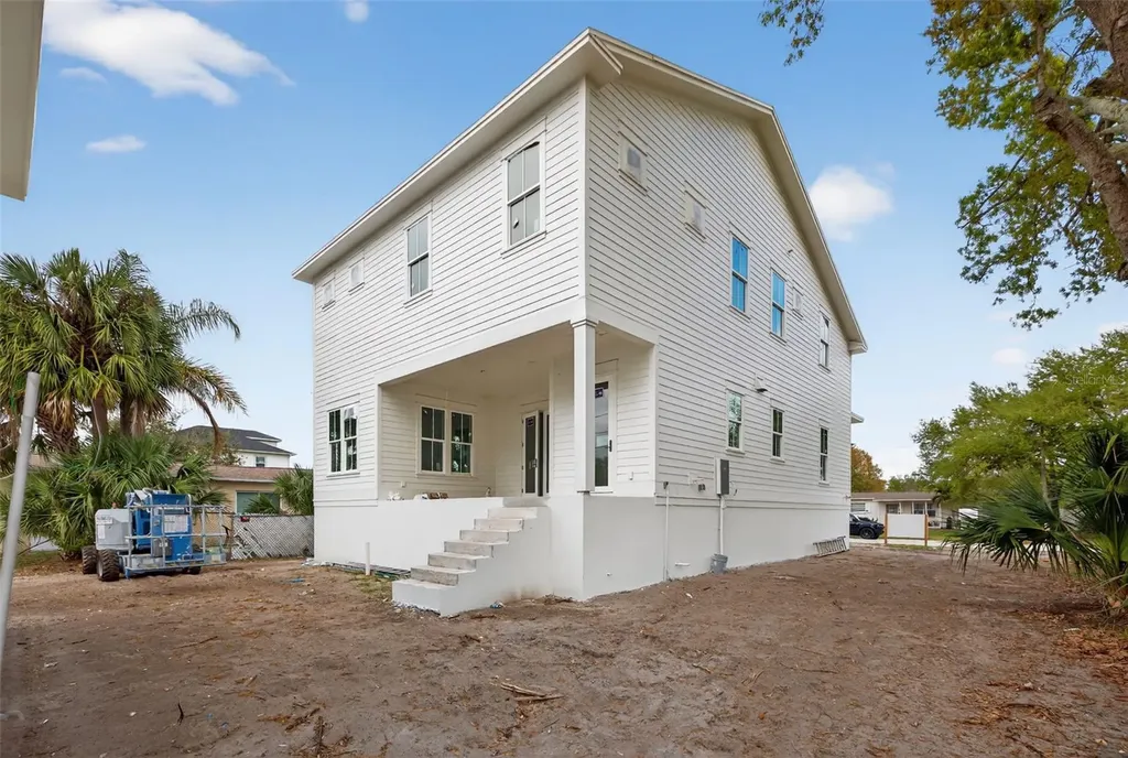 808 39th Avenue NE St Petersburg FL 33703