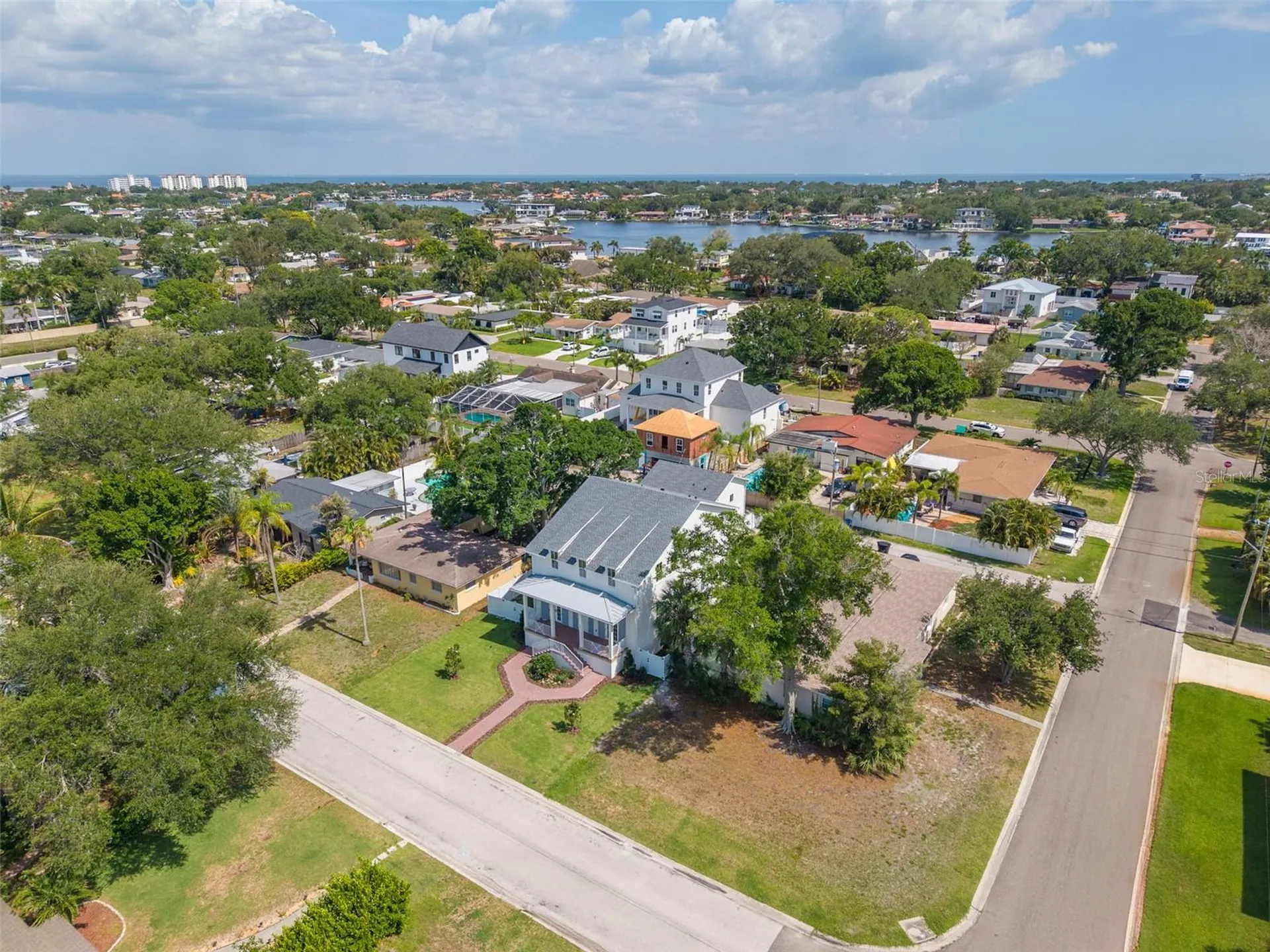 808 39th Avenue NE St Petersburg FL 33703