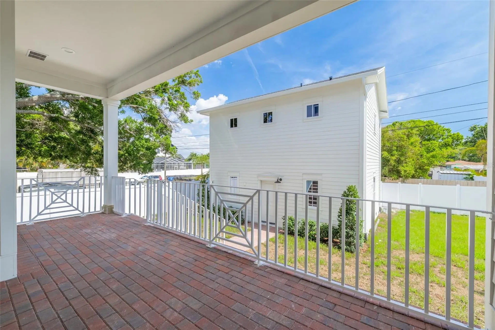 808 39th Avenue NE St Petersburg FL 33703
