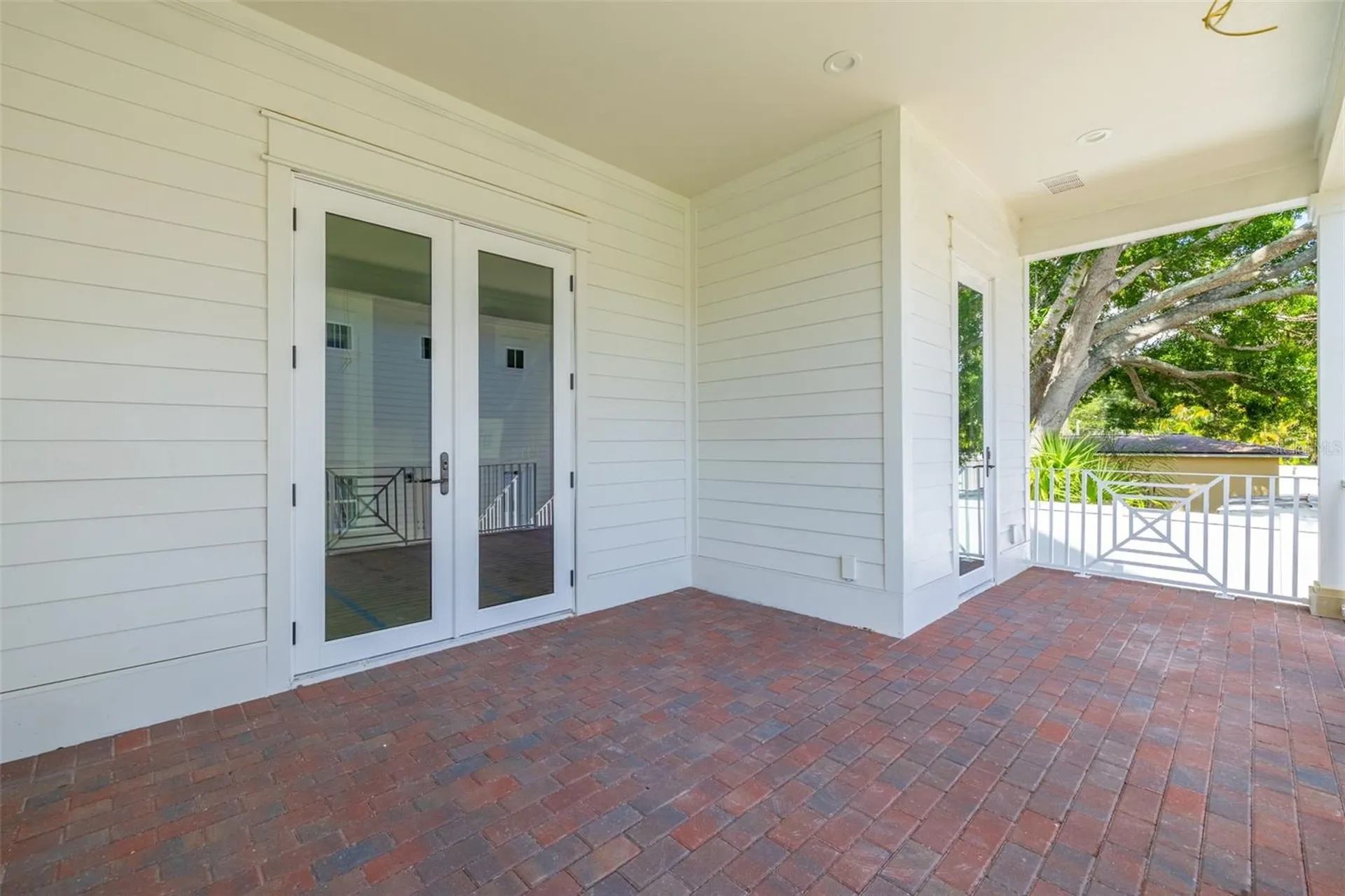 808 39th Avenue NE St Petersburg FL 33703