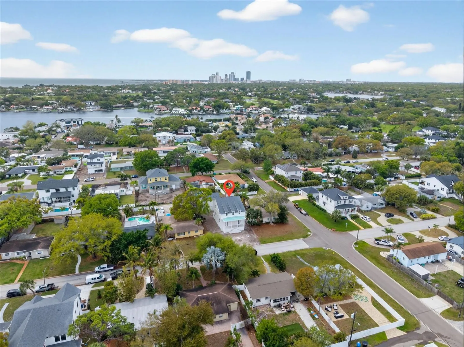 808 39th Avenue NE St Petersburg FL 33703