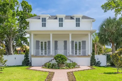 808 39th Avenue NE St Petersburg FL 33703