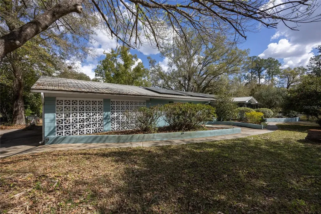 1421 NW 30th Street Gainesville FL 32605
