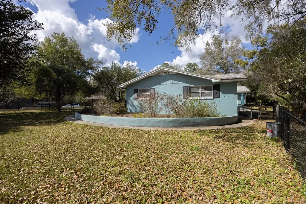 1421 NW 30th Street Gainesville FL 32605