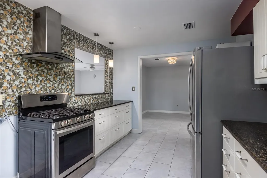 1421 NW 30th Street Gainesville FL 32605