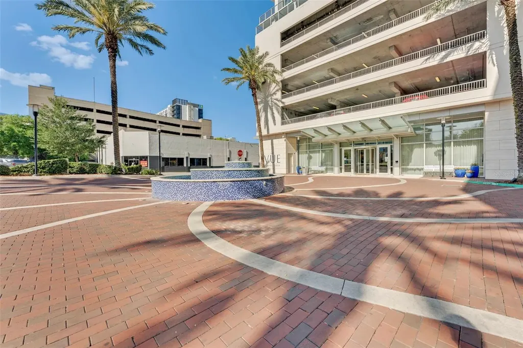 150 E Robinson Street Orlando FL 32801