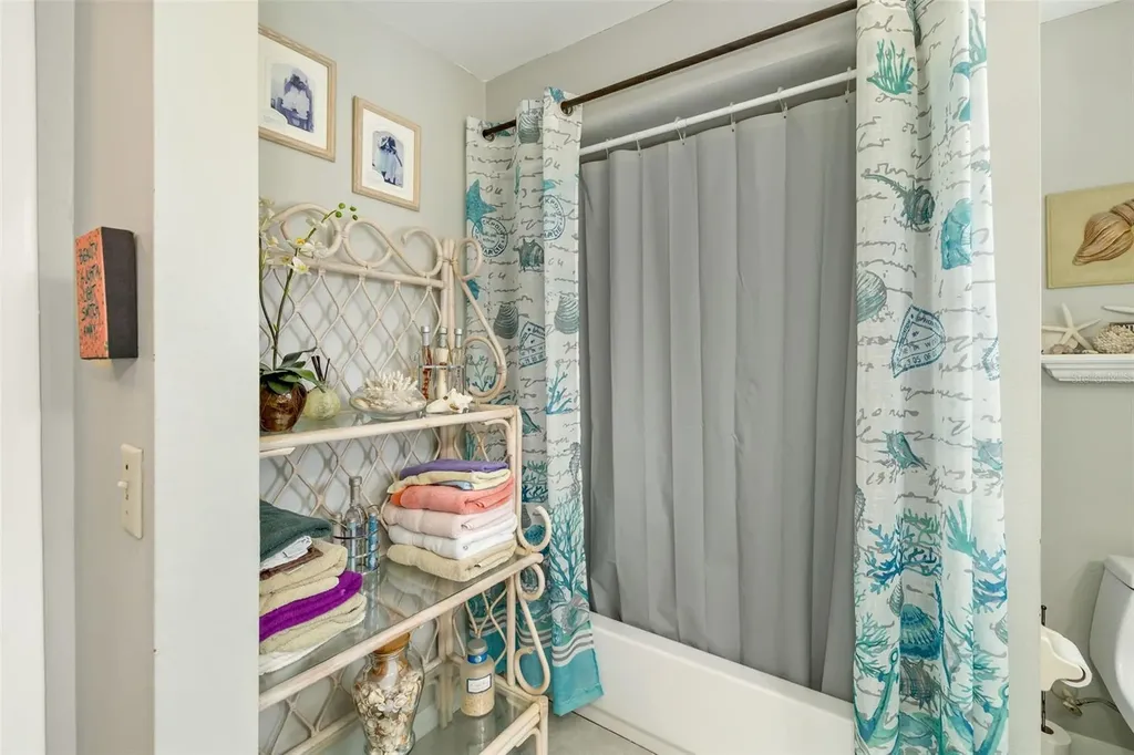 1207 78th Street NW Bradenton FL 34209