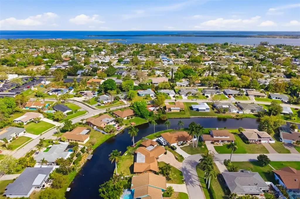 1207 78th Street NW Bradenton FL 34209