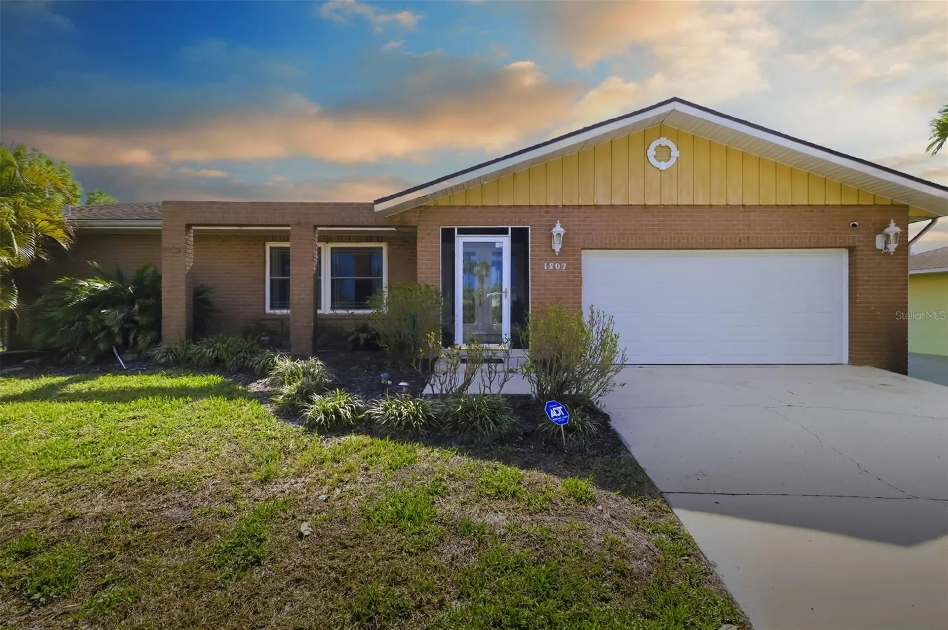 1207 78th Street NW Bradenton FL 34209