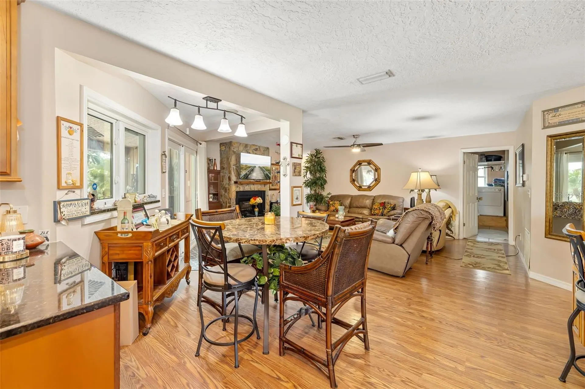 1207 78th Street NW Bradenton FL 34209