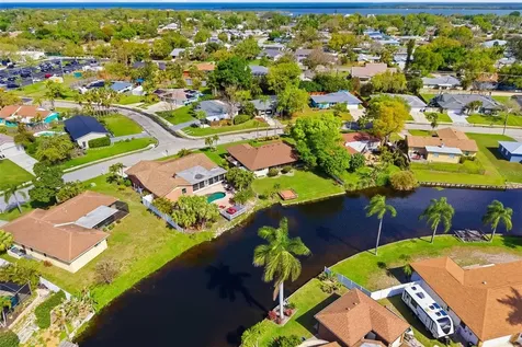 1207 78th Street NW Bradenton FL 34209