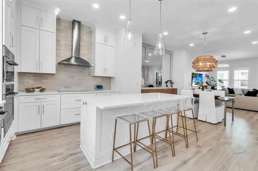 2554 Ruffing Court Sarasota FL 34237