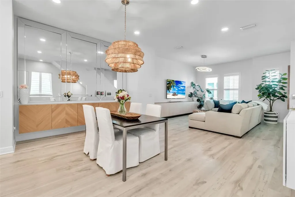 2554 Ruffing Court Sarasota FL 34237