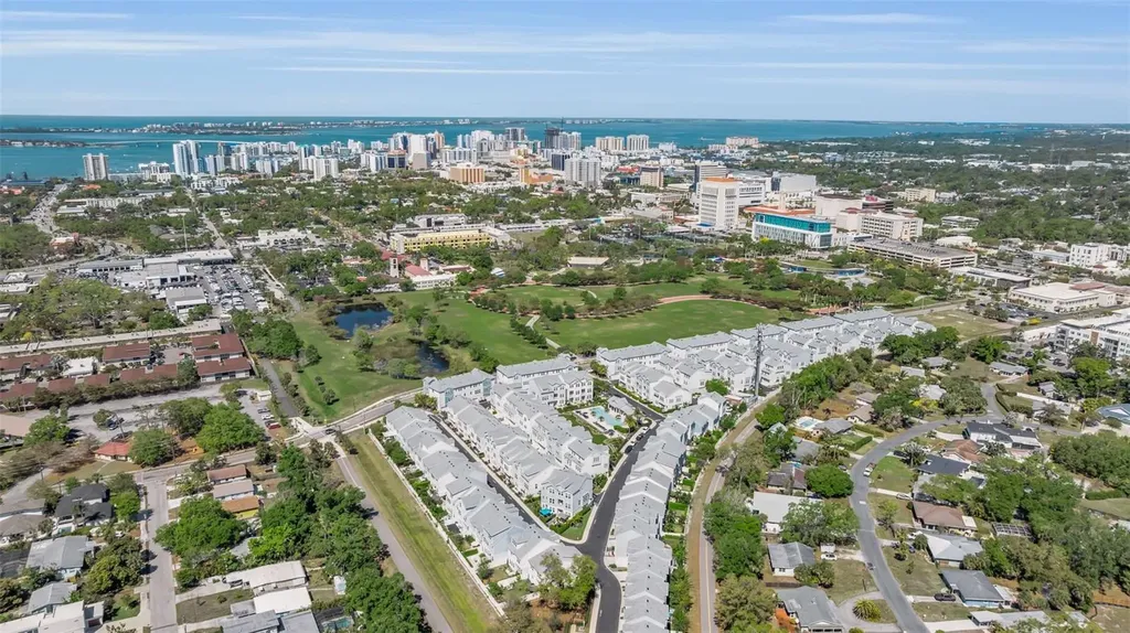 2554 Ruffing Court Sarasota FL 34237