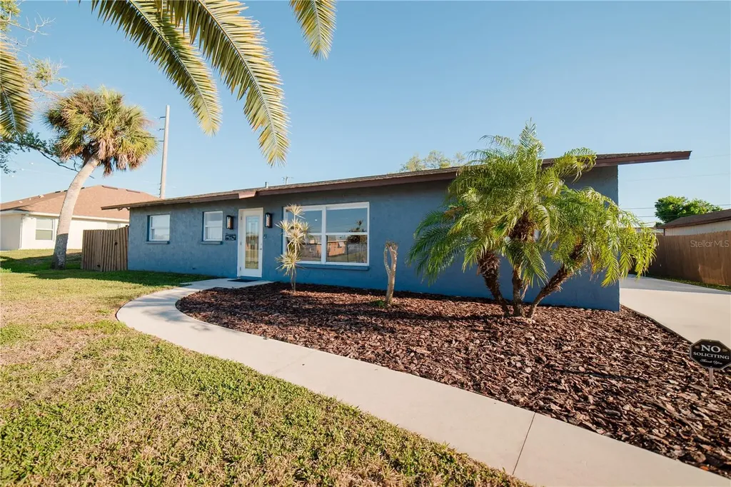35 Stanford Road Venice FL 34293