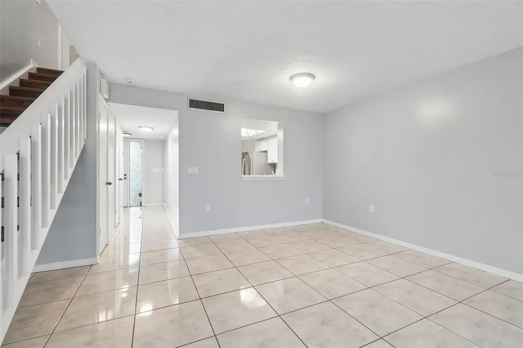6320 Grand Bahama Circle Tampa FL 33615