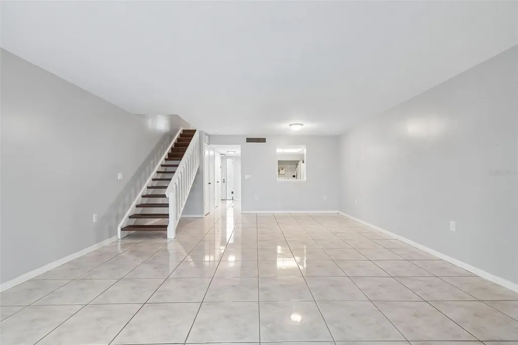 6320 Grand Bahama Circle Tampa FL 33615