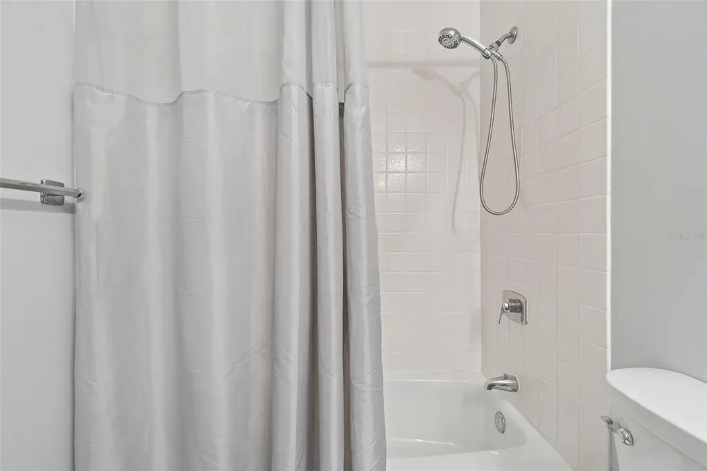 6320 Grand Bahama Circle Tampa FL 33615