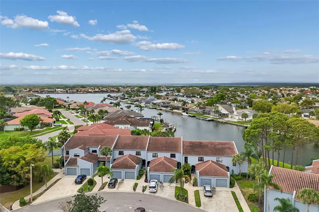 6320 Grand Bahama Circle Tampa FL 33615