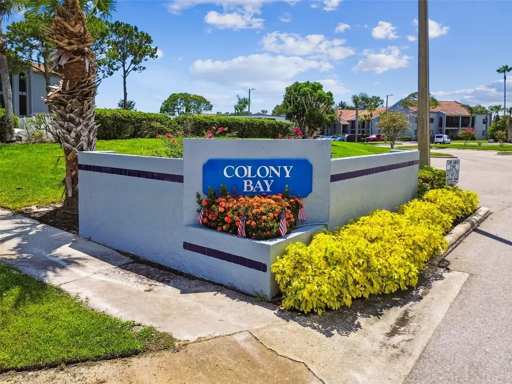 6320 Grand Bahama Circle Tampa FL 33615