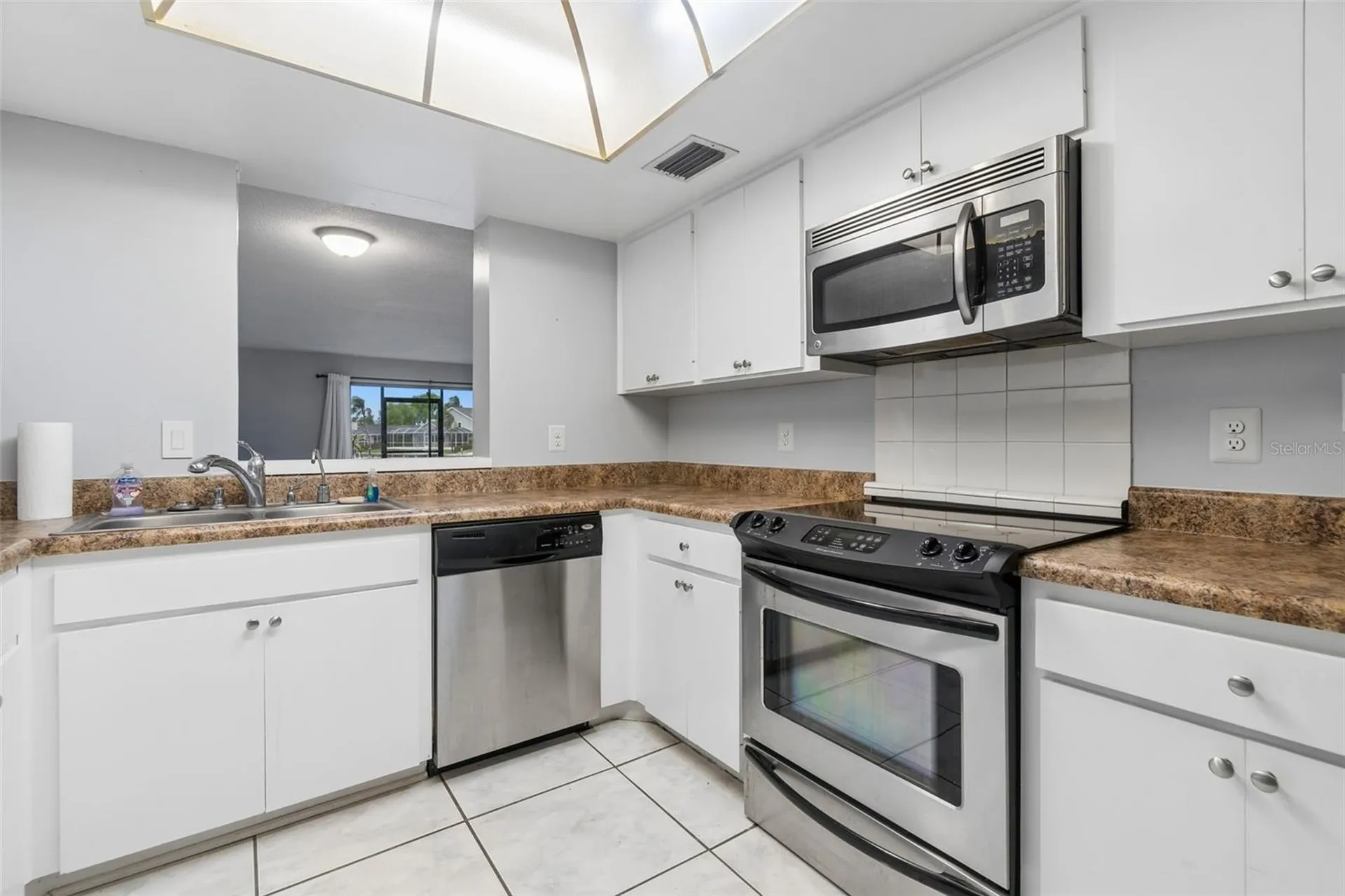 6320 Grand Bahama Circle Tampa FL 33615