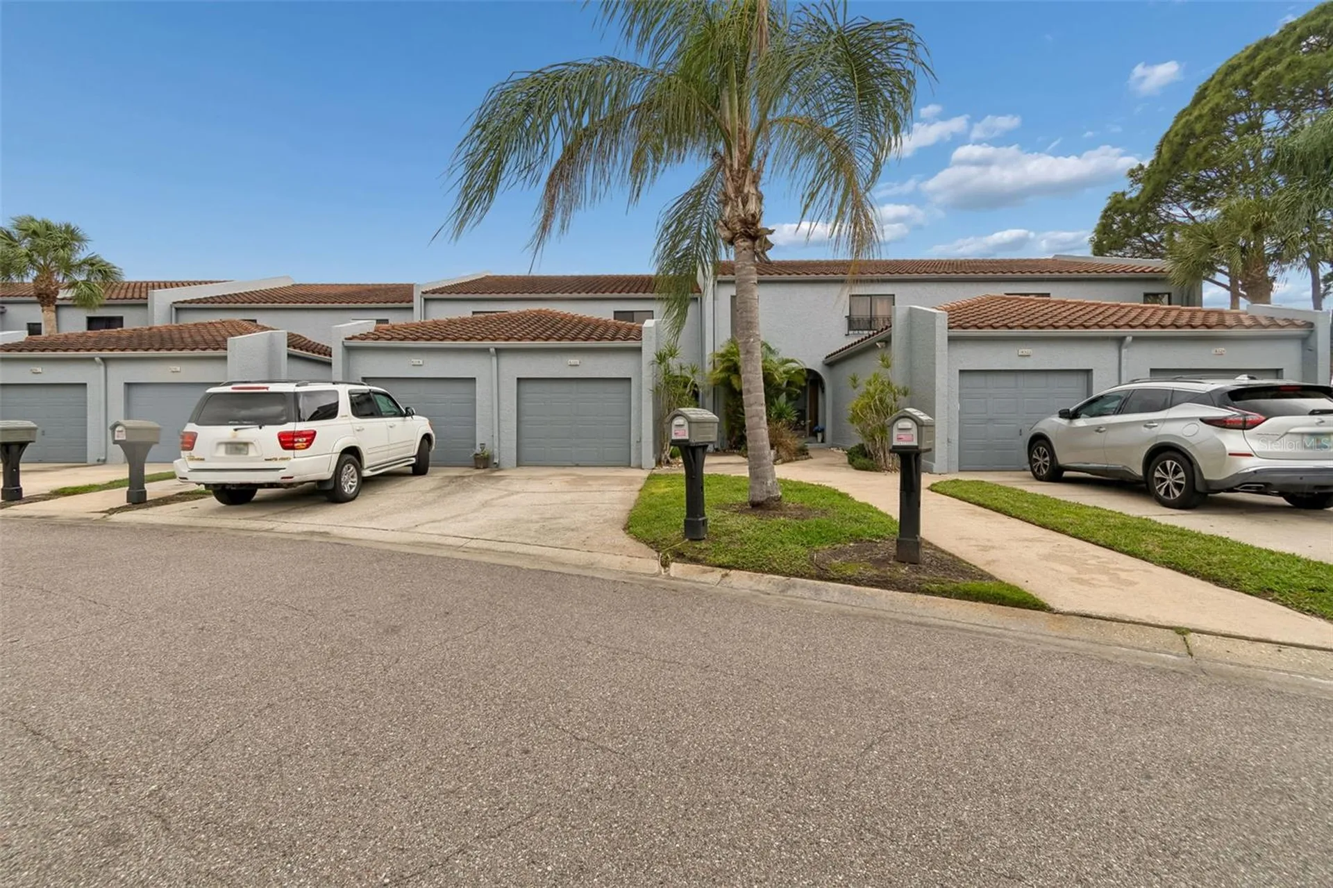 6320 Grand Bahama Circle Tampa FL 33615