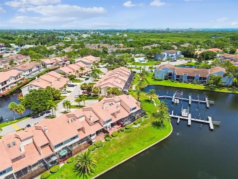 6320 Grand Bahama Circle Tampa FL 33615