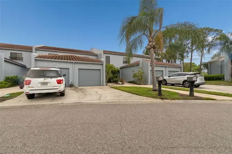 6320 Grand Bahama Circle Tampa FL 33615